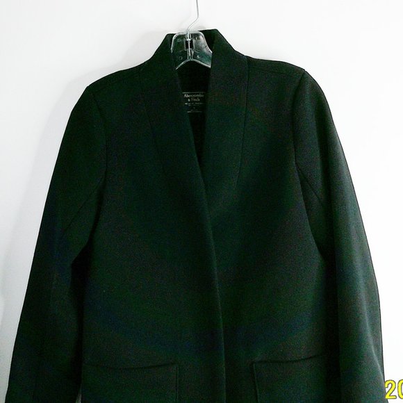 Abercrombie & Fitch || Black Long Sleeve Coat - Picture 2 of 8